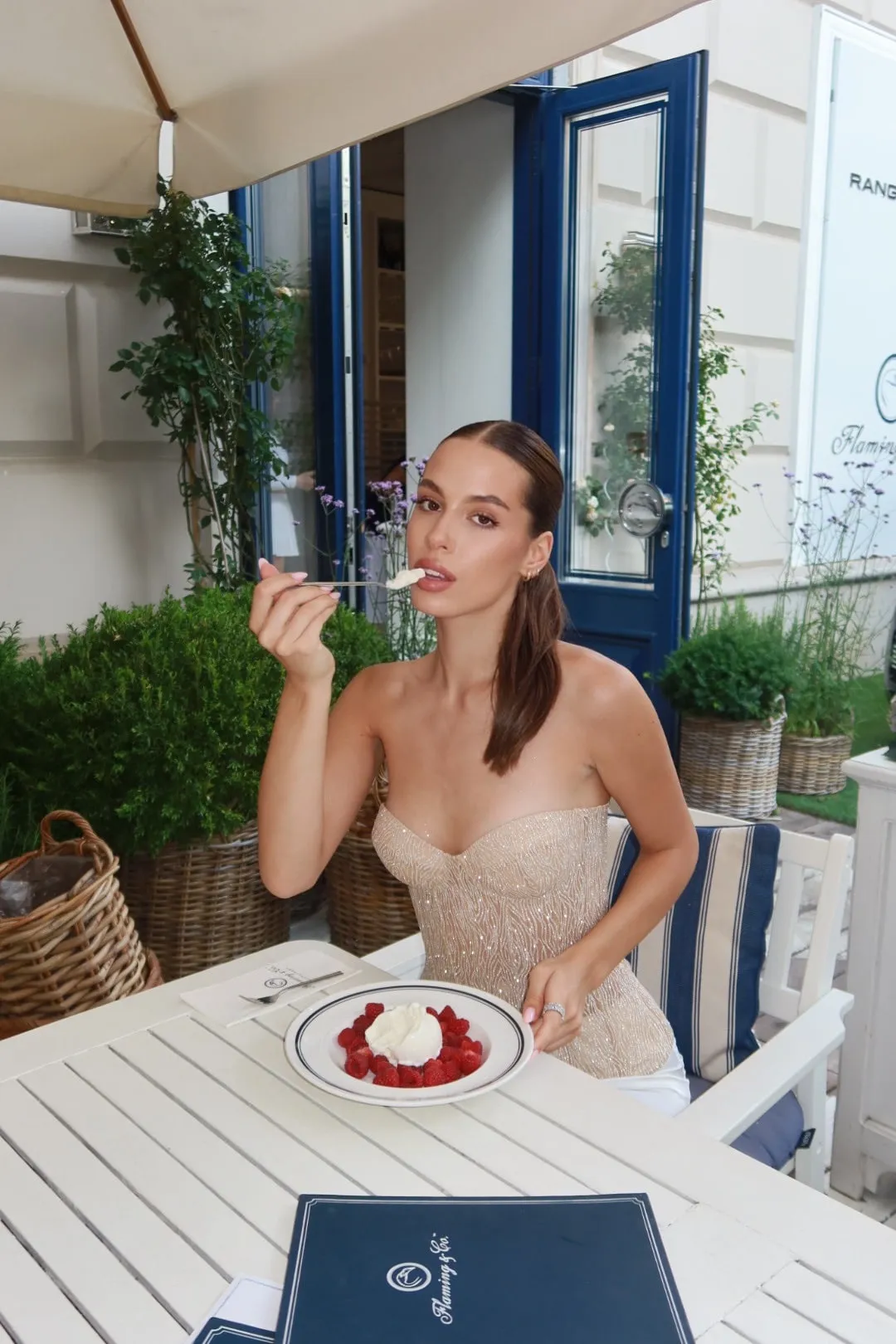 Zdjęcie: hotele i lifestyle — Veronika Panasenko, twórczyni UGC i modelka