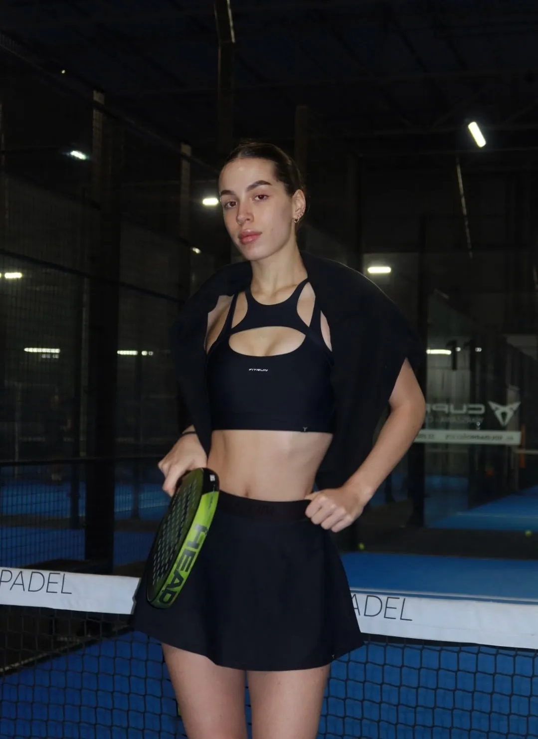 Zdjęcie: odzież sportowa — Veronika Panasenko, twórczyni UGC i modelka