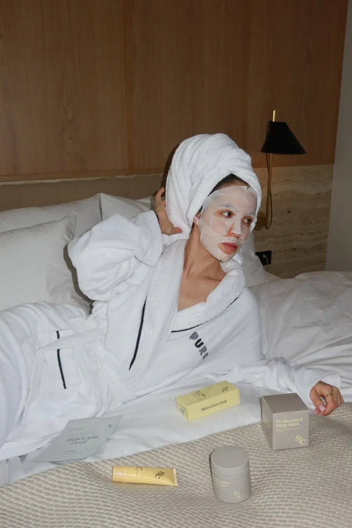 Treści UGC: beauty i akcesoria — Veronika Panasenko, twórczyni UGC i modelka
