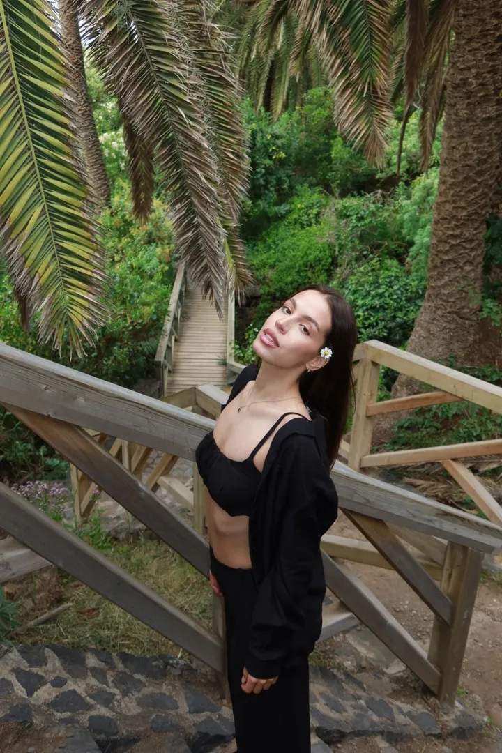 Zdjęcie z podróży — Veronika Panasenko, twórczyni UGC i modelka